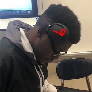 Meet your Posher, Malikai